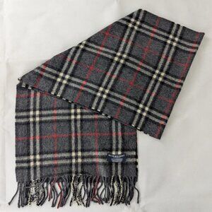 Pre-Loved Burberry Cashmere Gray Scarf – Unisex Classic Check – Luxury Wrap